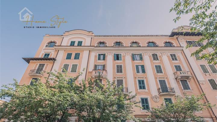 Esclusivo quadrilocale ristrutturato a San Giovanni