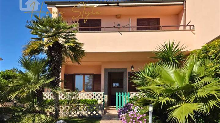 Signorile villino con giardino